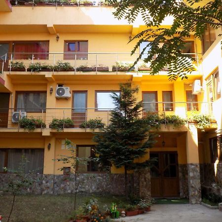 Hotel Casa Tiky Timisoara Esterno foto