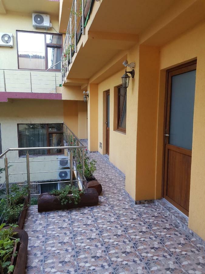 Hotel Casa Tiky Timisoara Esterno foto