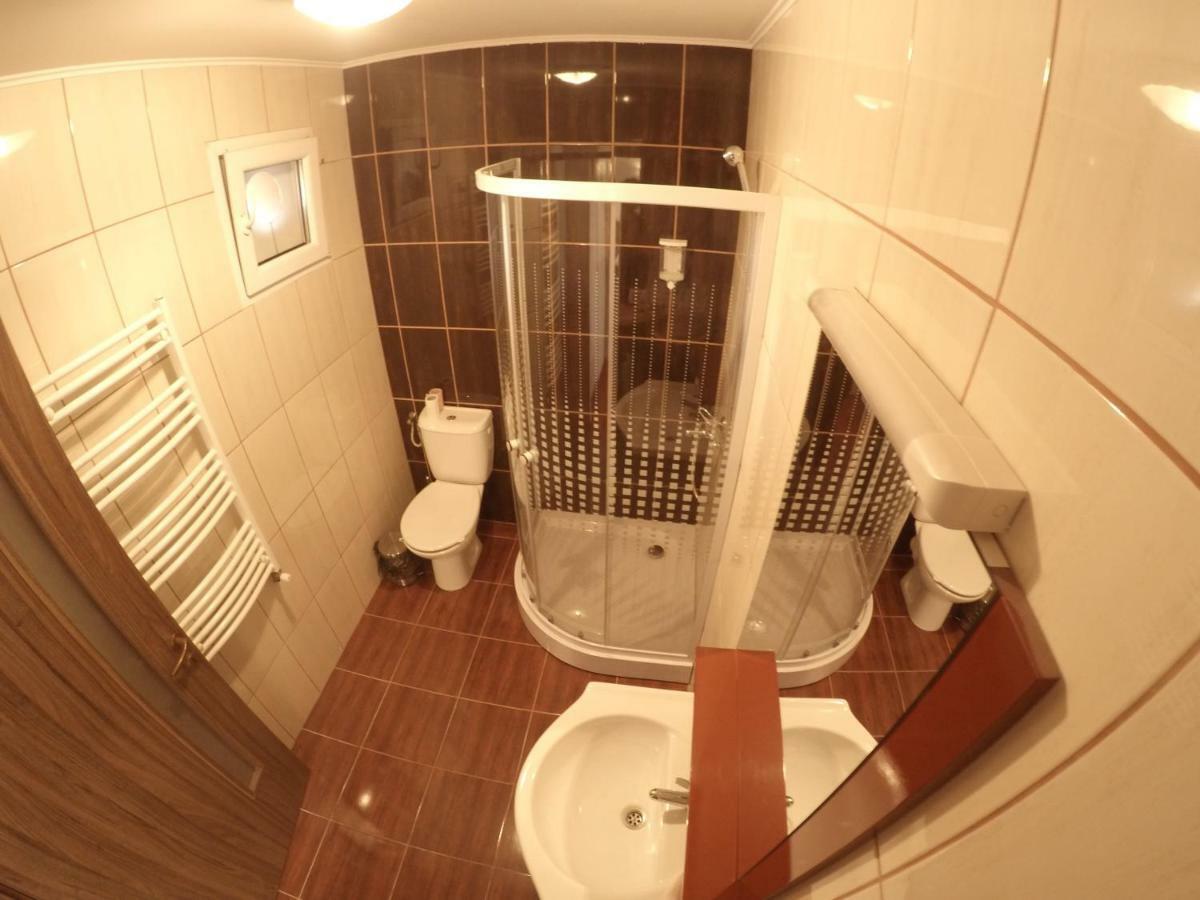 Hotel Casa Tiky Timisoara Esterno foto