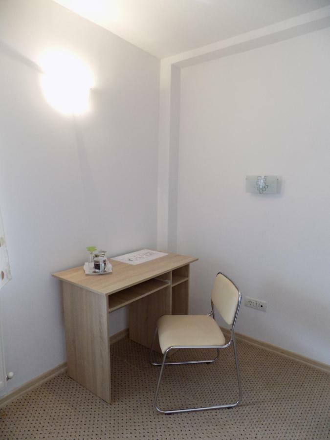 Hotel Casa Tiky Timisoara Esterno foto